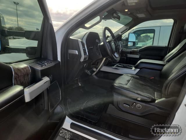 Image of Ford F-350 equipment image 1