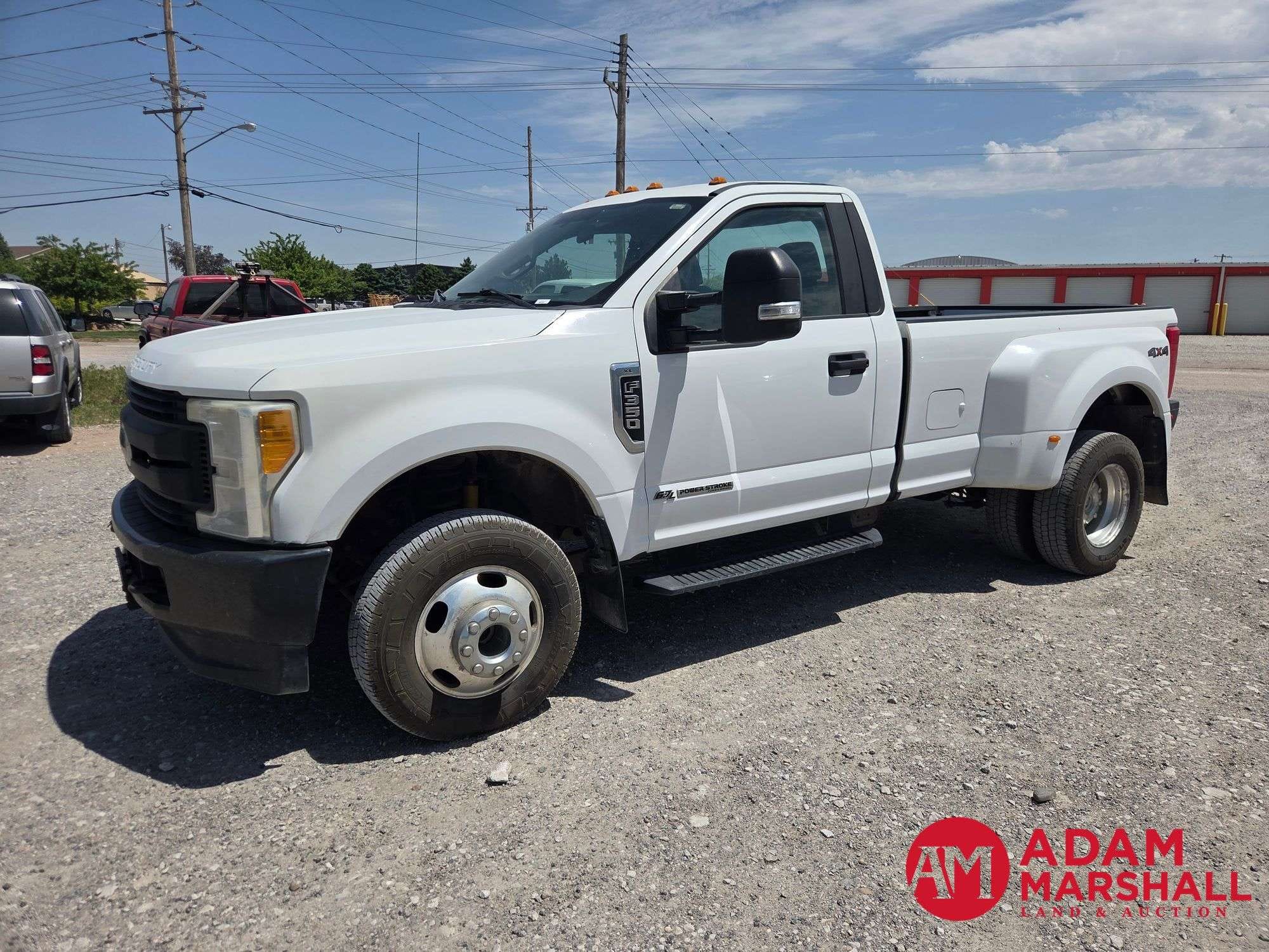 2017 Ford F-350 Equipment Image0