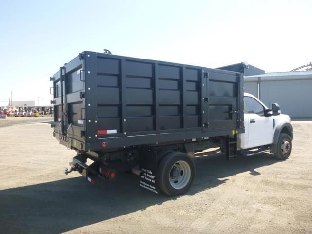 Image of Ford F-450 equipment image 2