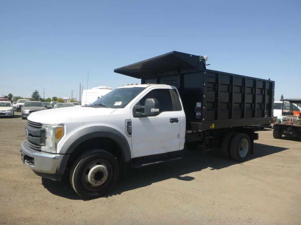 Image of Ford F-450 Primary image