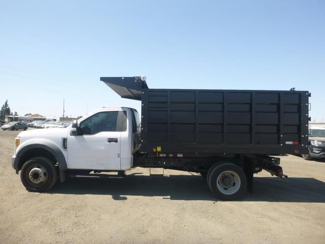 Image of Ford F-450 equipment image 4