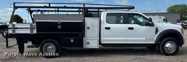 Image of Ford F-450 equipment image 3
