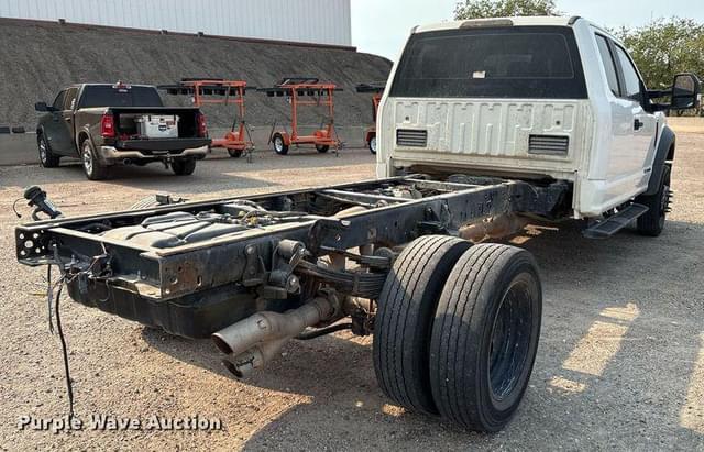 Image of Ford F-450 equipment image 4