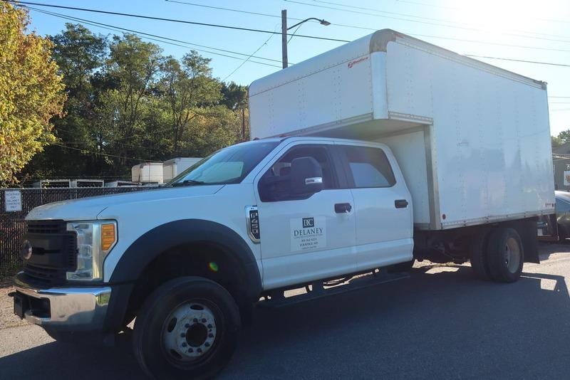 2017 Ford F-450 Equipment Image0