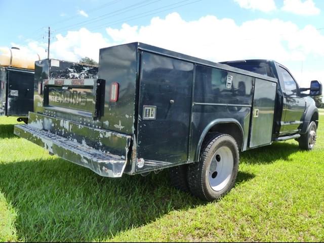 Image of Ford F-450 equipment image 2