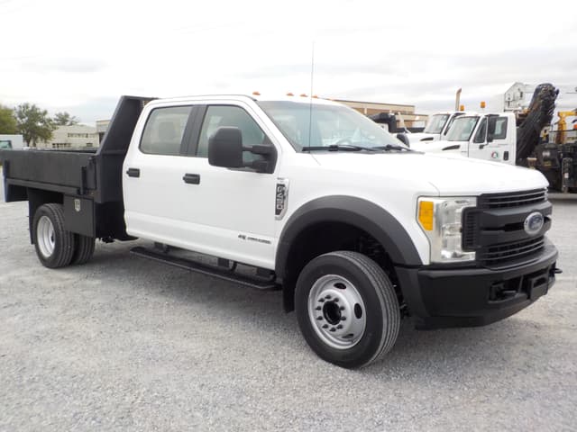 Image of Ford F-450 equipment image 1