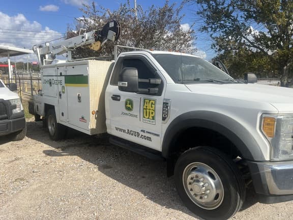 Image of Ford F-550 Image 1