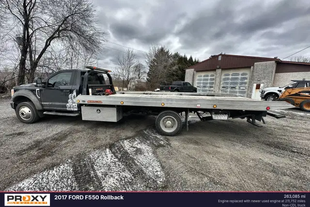 Image of Ford F-550 equipment image 1