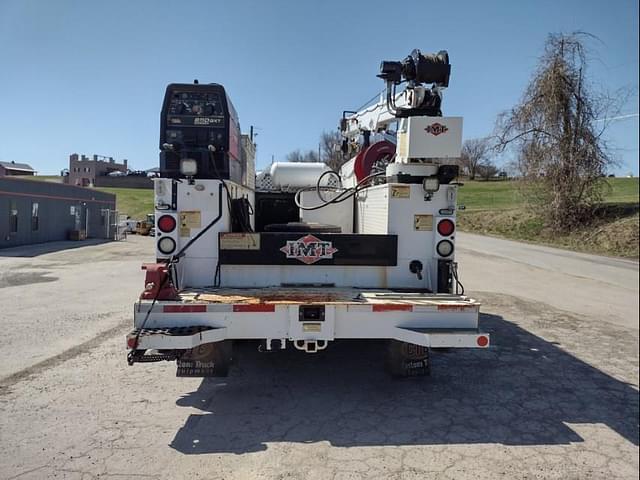 Image of Ford F-550 equipment image 1