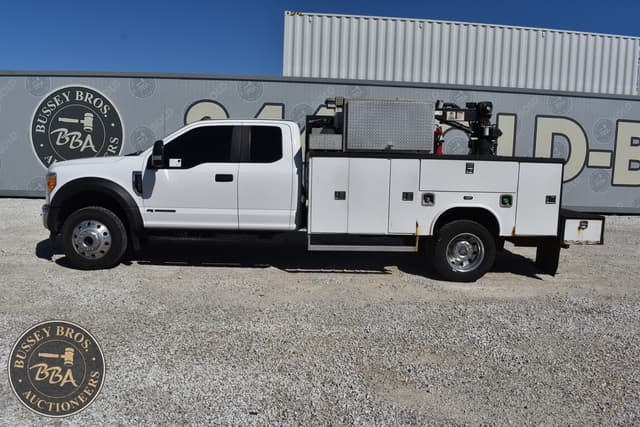 Image of Ford F-550 equipment image 1