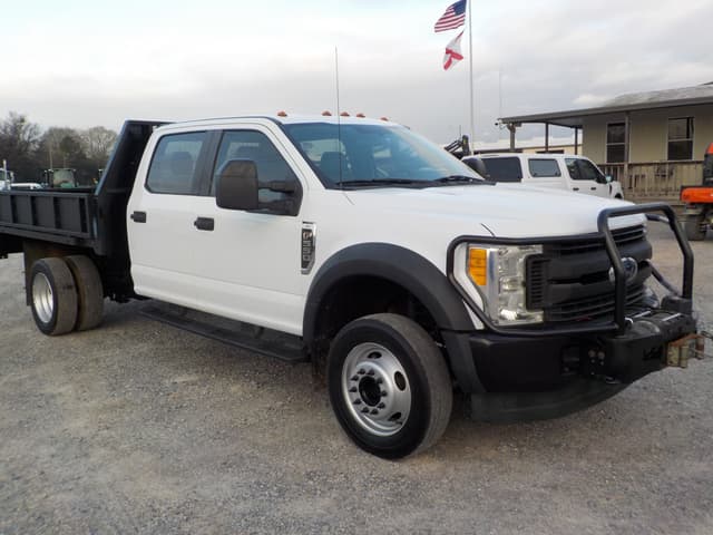 Image of Ford F-550 equipment image 1