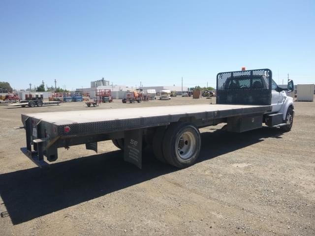 Image of Ford F-650 equipment image 2