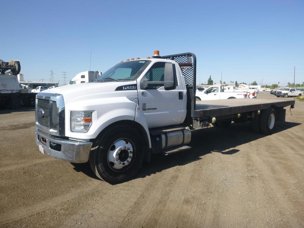 Image of Ford F-650 Primary image