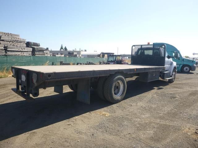 Image of Ford F-650 equipment image 2