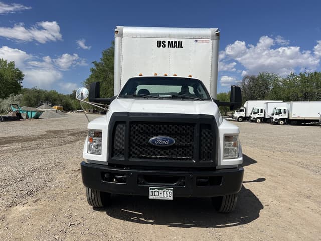 Image of Ford F-650 equipment image 1