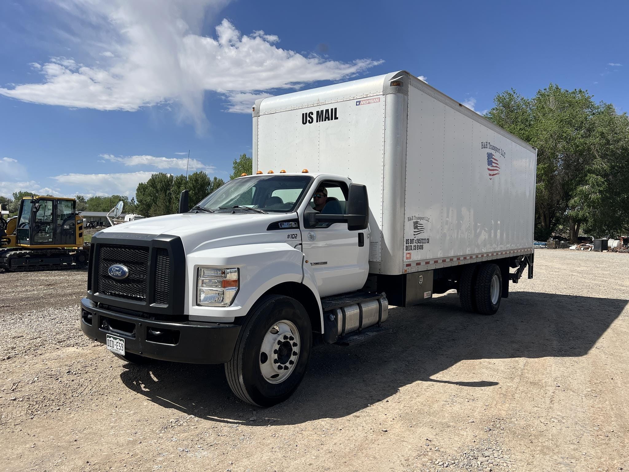 2017 Ford F-650 Equipment Image0