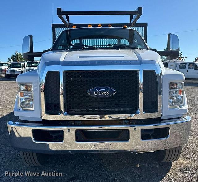 Image of Ford F-650 equipment image 1