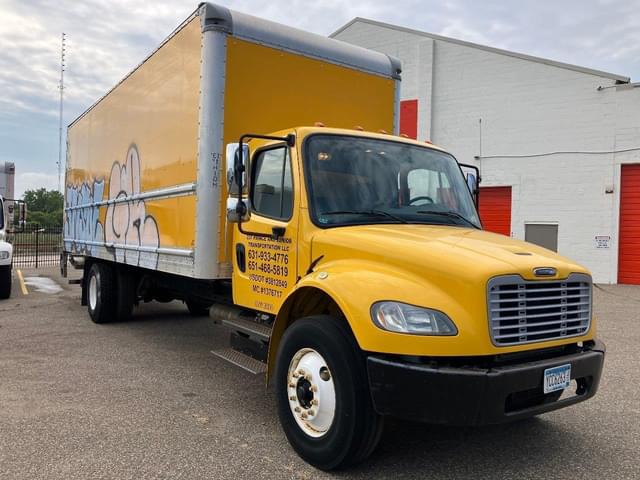 Image of Freightliner Business Class M2 106 equipment image 2