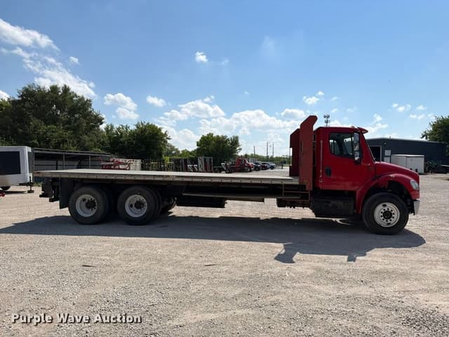 Image of Freightliner Business Class M2 equipment image 3