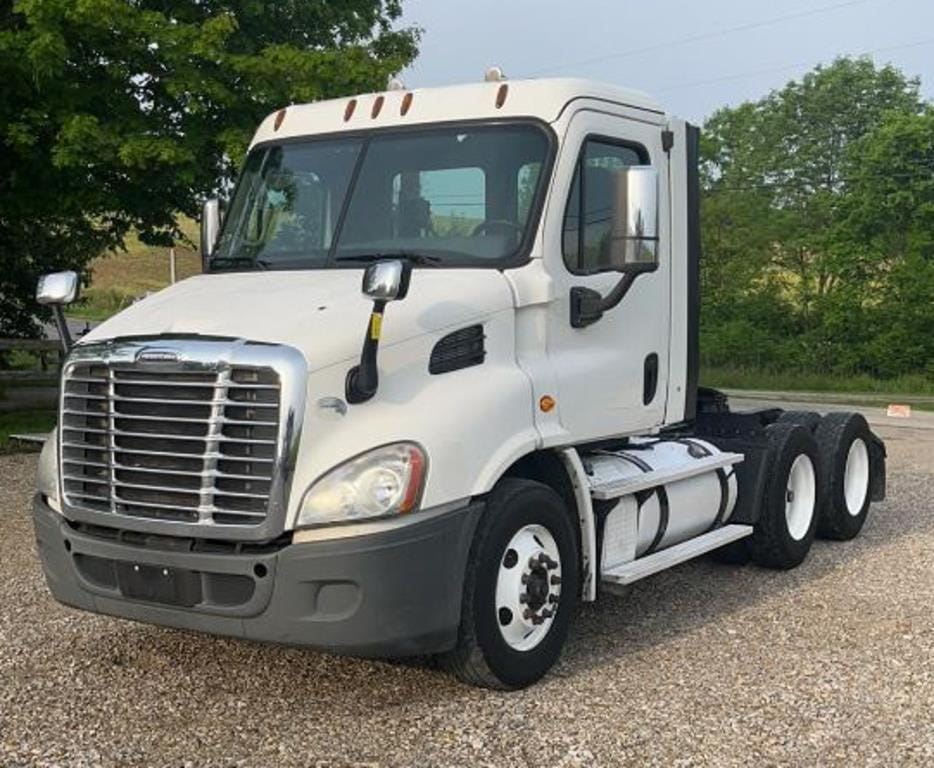 Main image Freightliner Cascadia 113