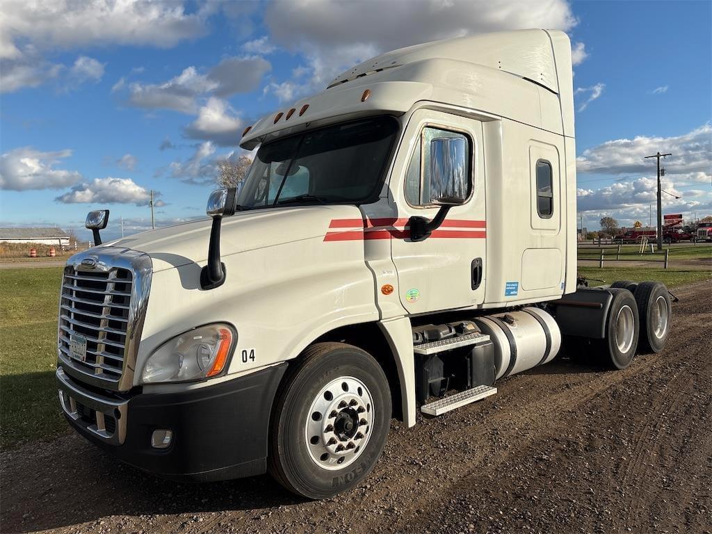 Image of Freightliner Cascadia 125 Primary image