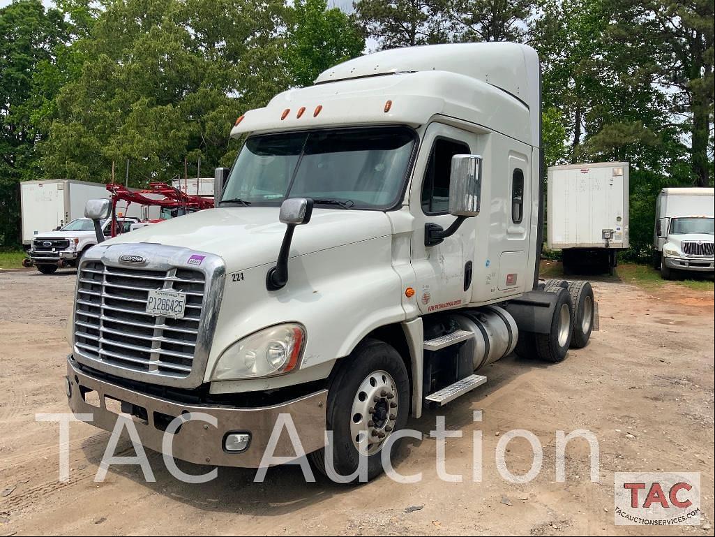Image of Freightliner Cascadia 125 Primary image