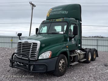 Main image Freightliner Cascadia 125