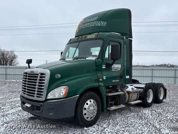 Main image Freightliner Cascadia 125