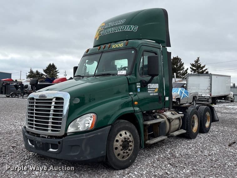 Image of Freightliner Cascadia 125 Primary image