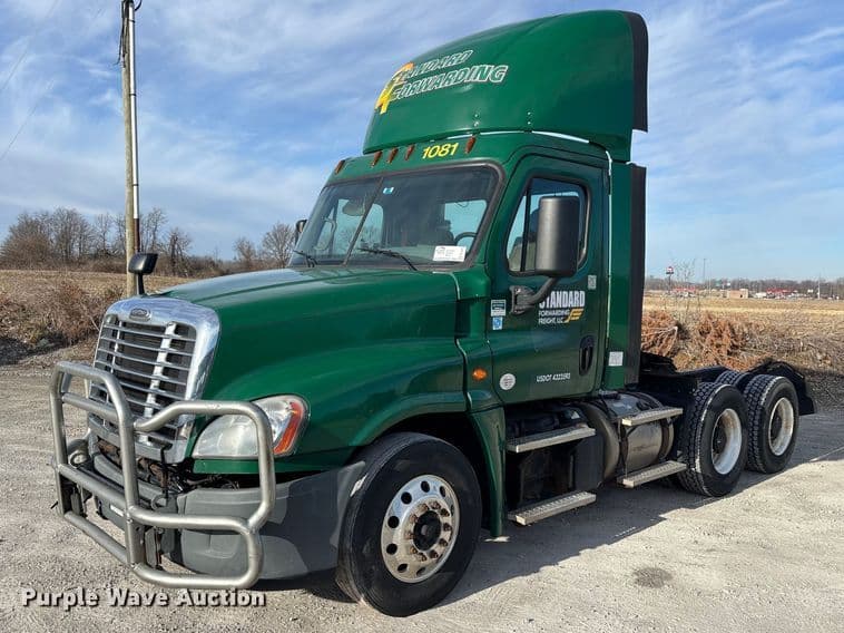 Image of Freightliner Cascadia 125 Primary image