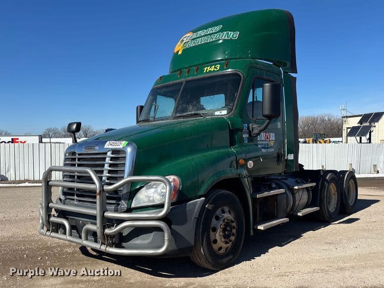 Image of Freightliner Cascadia 125 Primary image