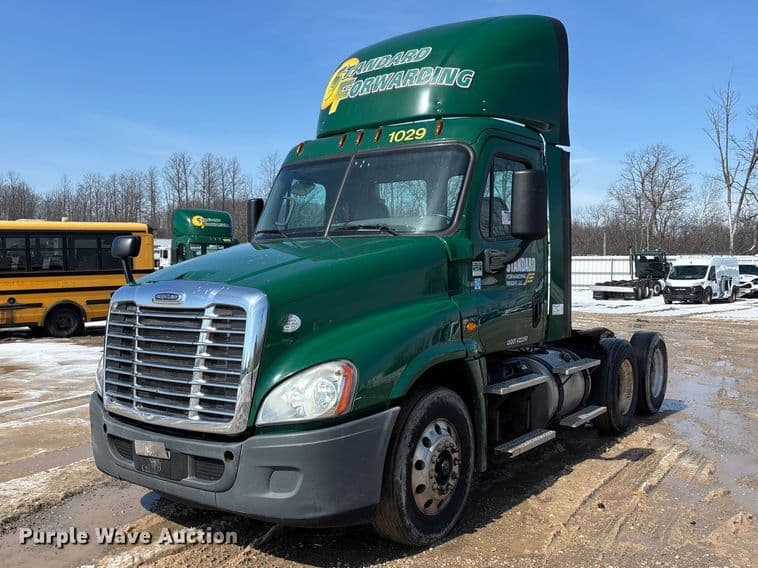 Image of Freightliner Cascadia 125 Primary image