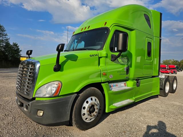 Image of Freightliner Cascadia 125 equipment image 1