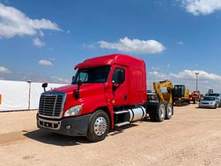 2017 Freightliner Cascadia 125 Equipment Image0