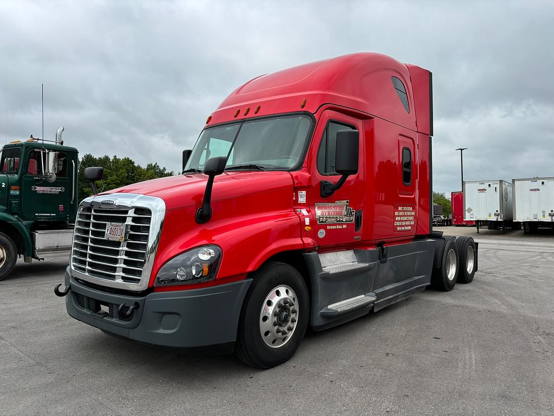 Image of Freightliner Cascadia Primary image