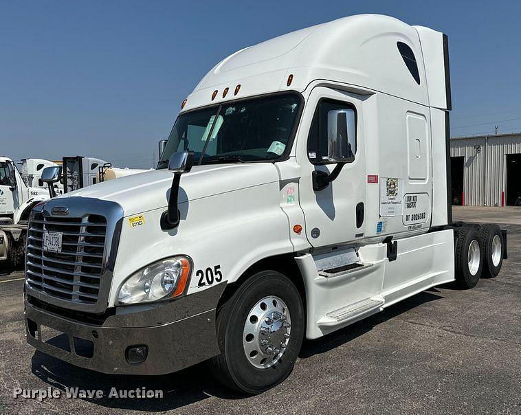 Image of Freightliner Cascadia Evolution Primary image