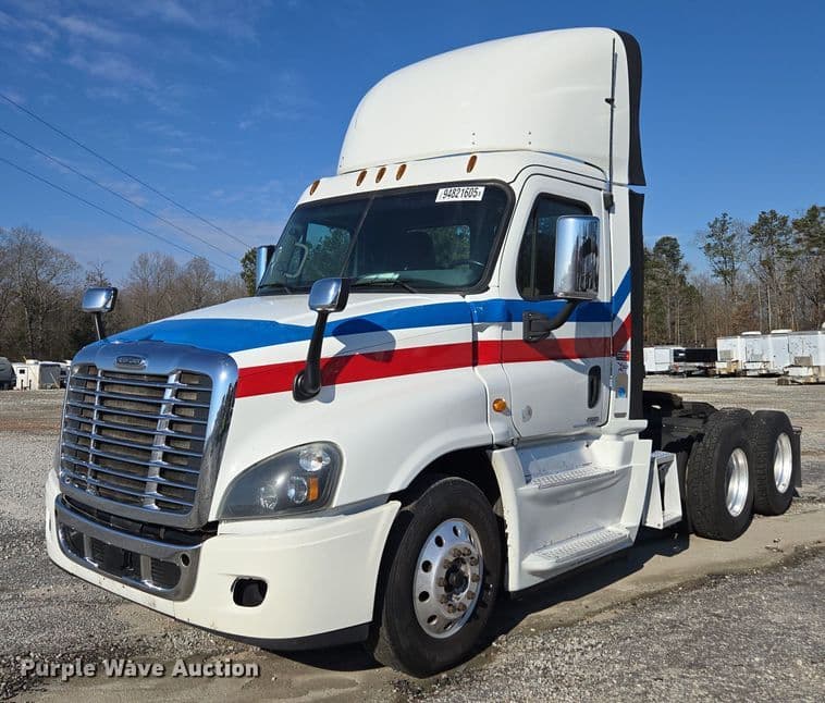Image of Freightliner Cascadia Primary image