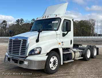 Main image Freightliner Cascadia
