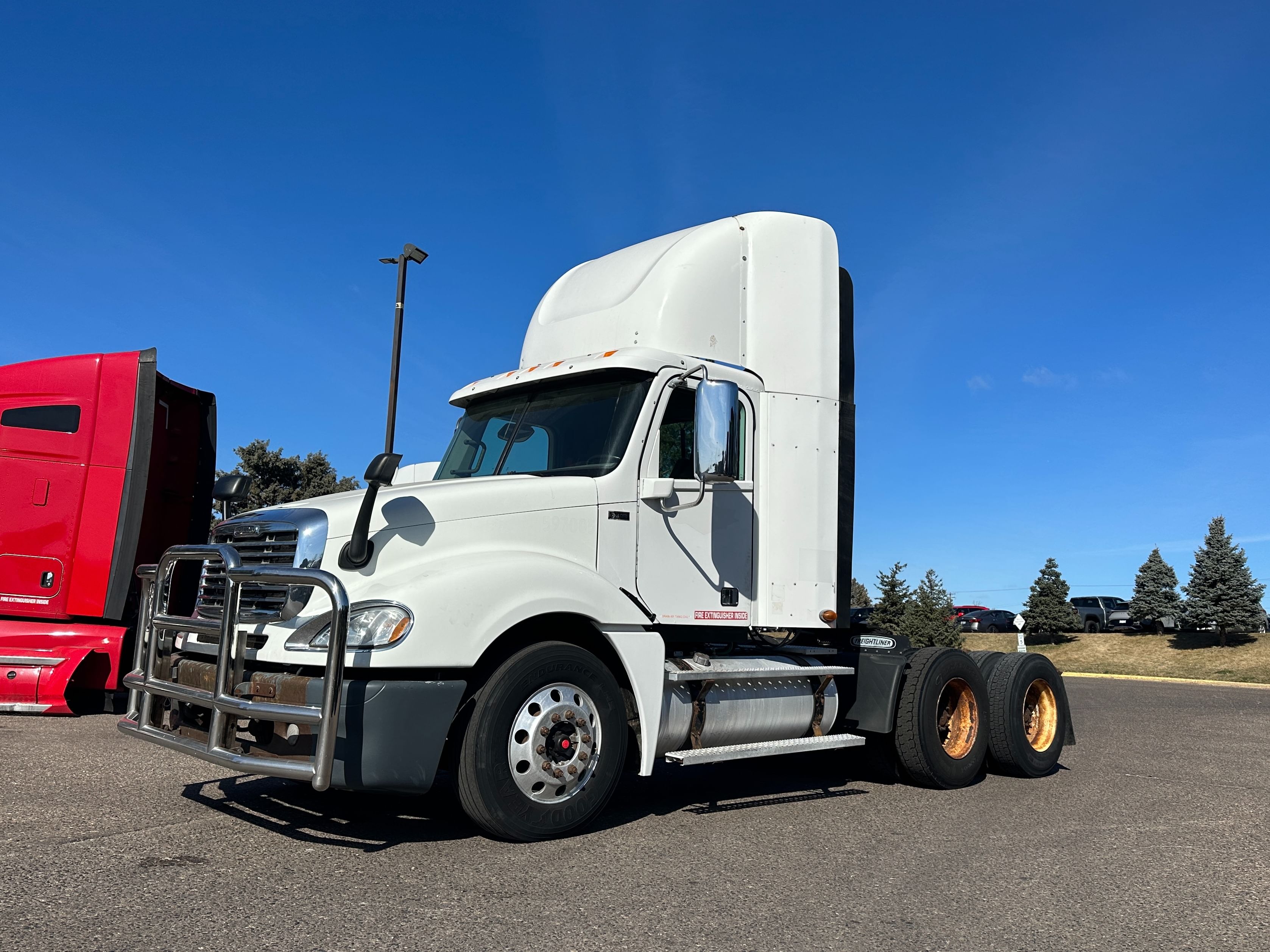 Main image Freightliner Columbia