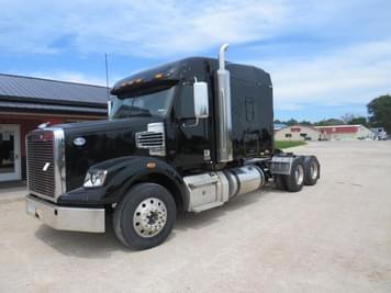 Main image Freightliner Coronado 122