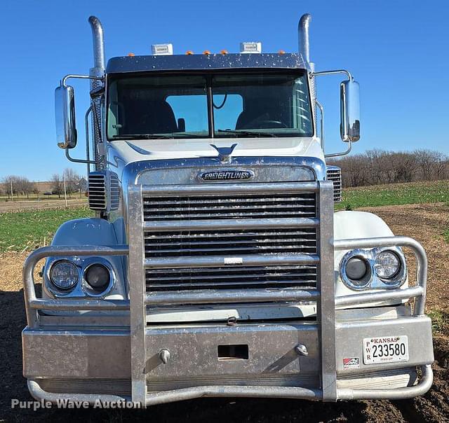 Image of Freightliner Coronado 132 equipment image 1