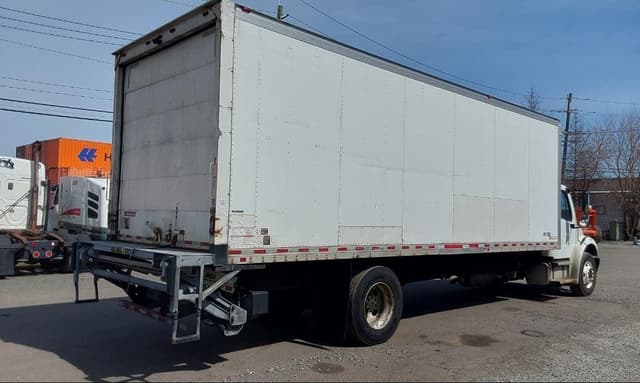 Image of Freightliner EM2 106 equipment image 4