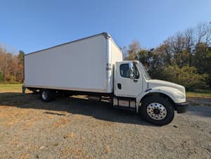 2017 Freightliner M2 106 Image