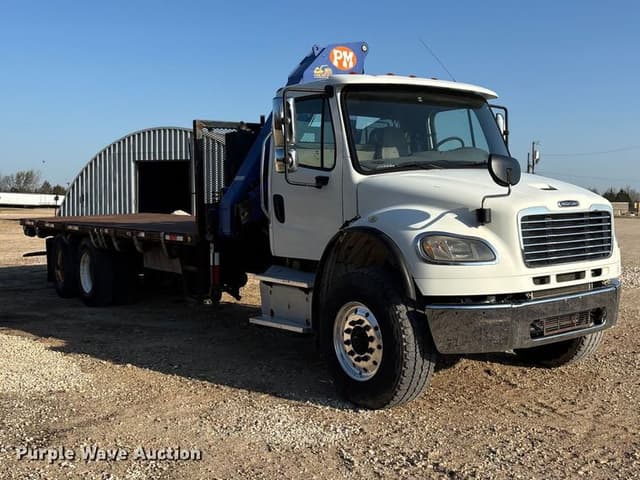 Image of Freightliner Business Class M2 equipment image 3