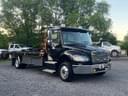 2017 Freightliner M2 Image