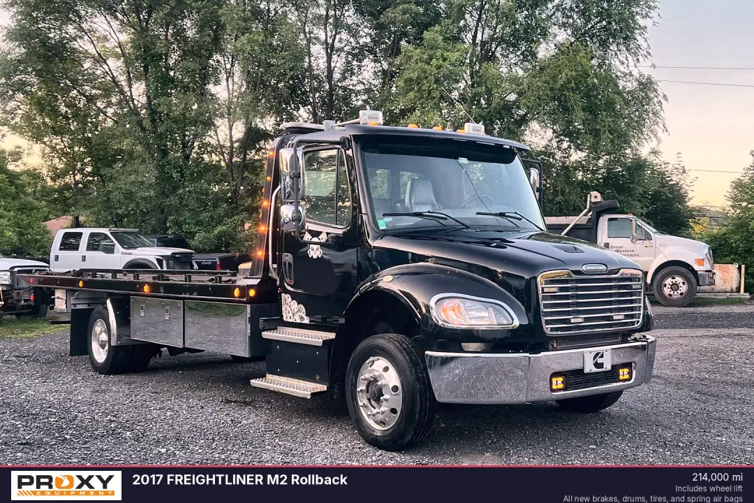 Image of Freightliner M2 Primary image