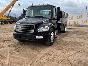 2017 Freightliner M2 Image