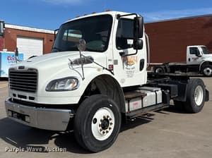 2017 Freightliner M2 Image
