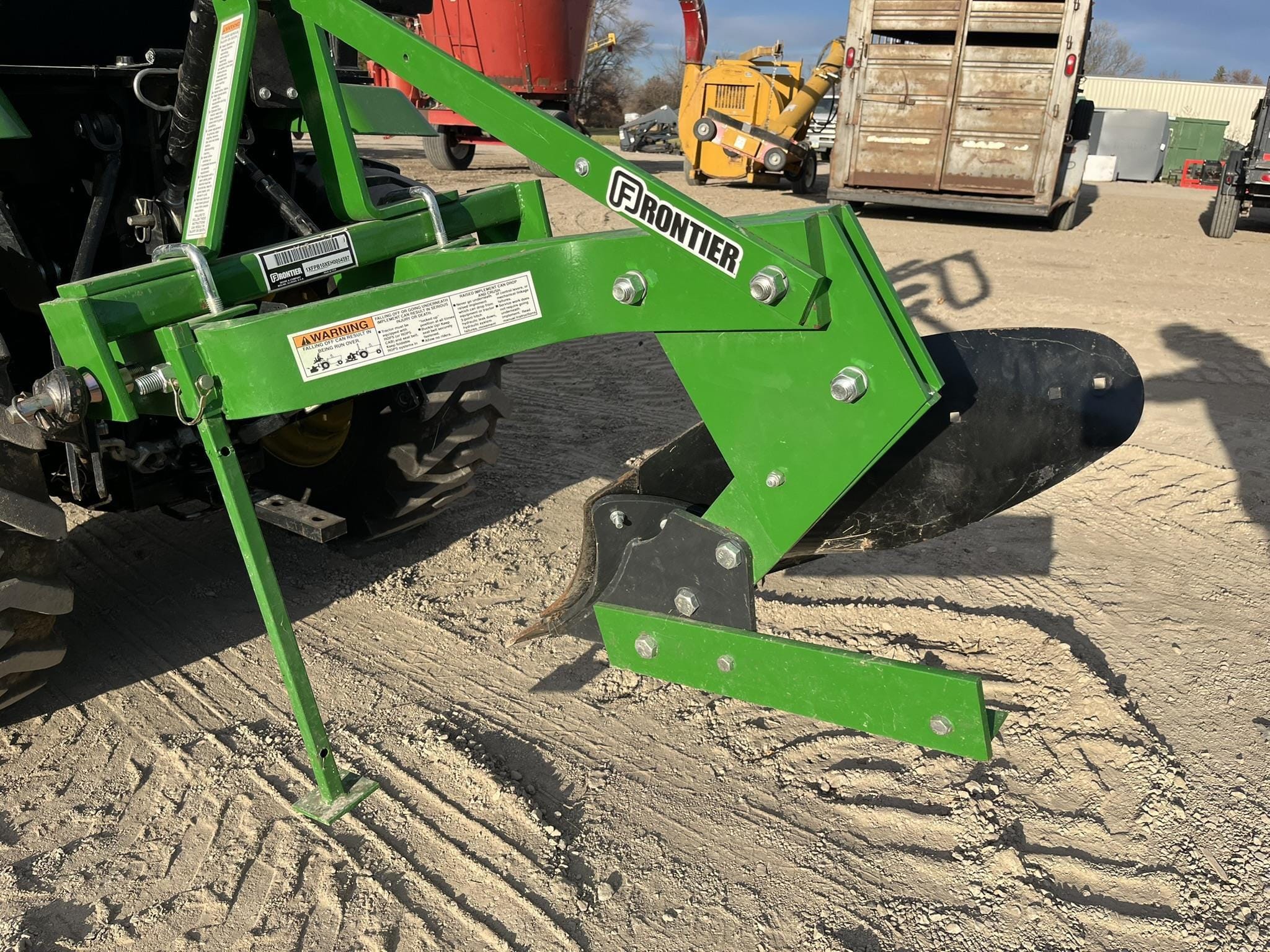 2017 Frontier PB1001 Equipment Image0