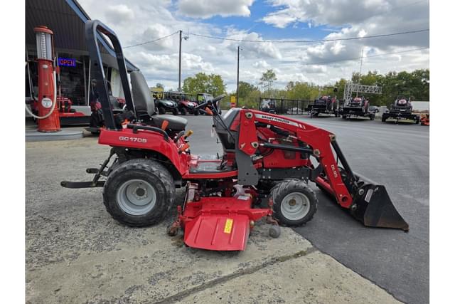 Image of Massey Ferguson GC1705 equipment image 3